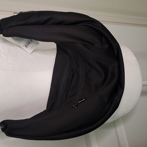 lug Bags Nwt Luglife Boomerang Fs Sling Crossbody Bag Black Poshmark